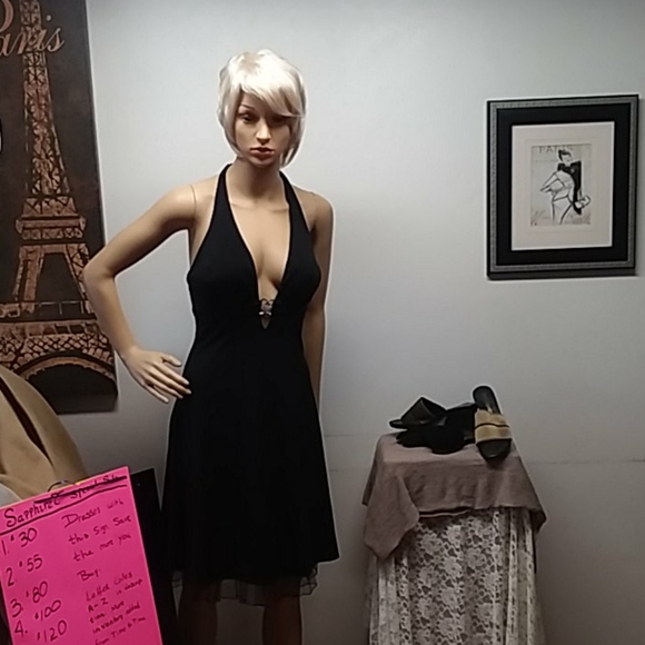 Dress L !🎵🎵🎶🎶🎶Black halter dress - Picture 2 of 8